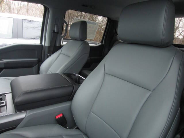 2024 Ford F-150 Lightning Pro