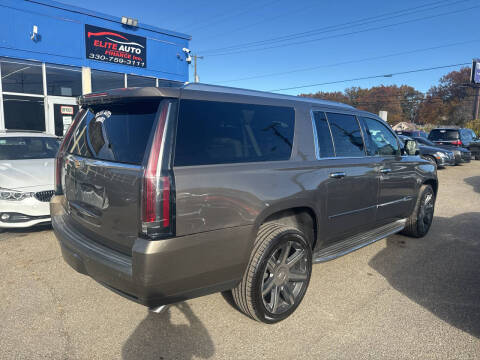 2016 Cadillac Escalade ESV Luxury Collection