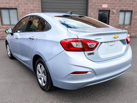 2017 Chevrolet Cruze LS Auto