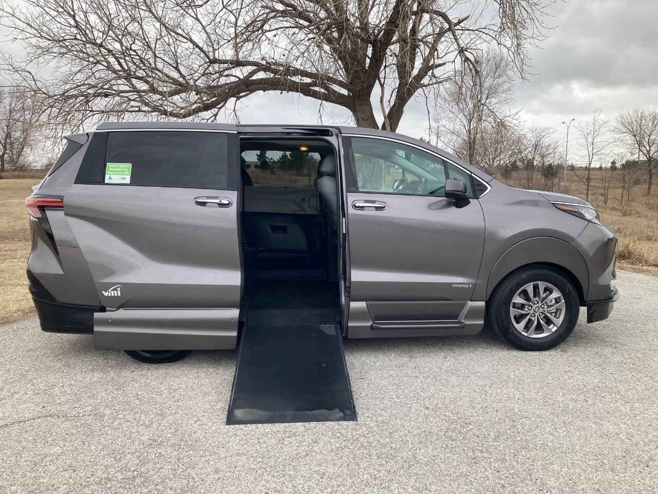 Autoguide Compare Chrysler Pacifica To Honda Odyssey 2021 Toyota