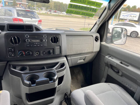 2011 Ford E-Series E-150