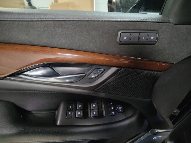 2020 Cadillac Escalade Premium Luxury