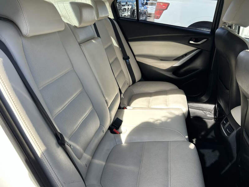 2016 Mazda MAZDA6 i Grand Touring