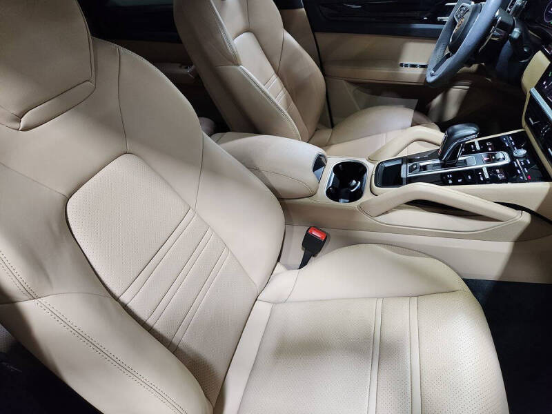 2023 Porsche Cayenne