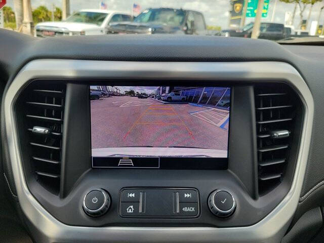 2023 GMC Acadia SLE