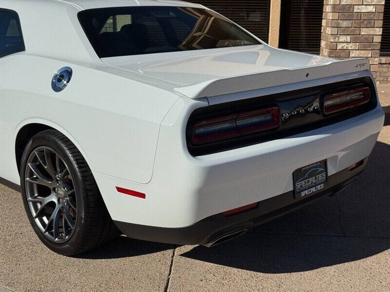 2016 Dodge Challenger SRT 392