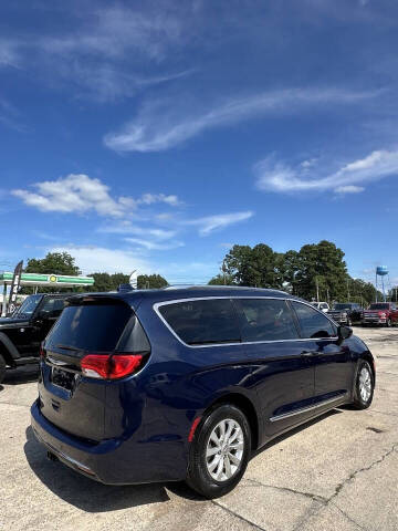 2018 Chrysler Pacifica Touring L Plus