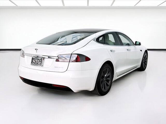 2020 Tesla Model S Long Range