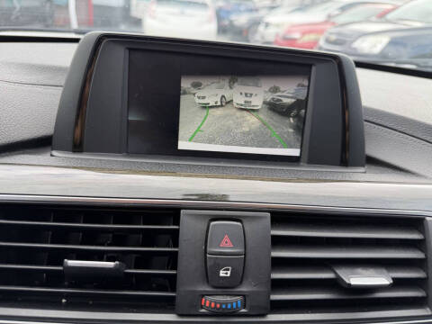 2018 BMW 3 Series 330i