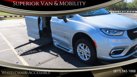 2024 Chrysler Pacifica Touring L