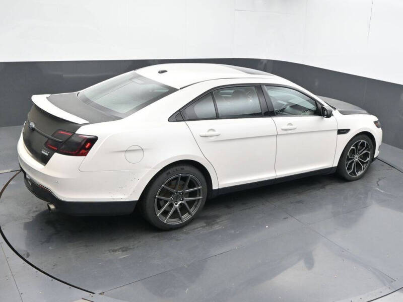2017 Ford Taurus SHO