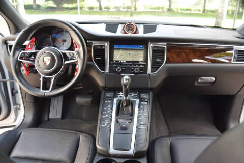2016 Porsche Macan S