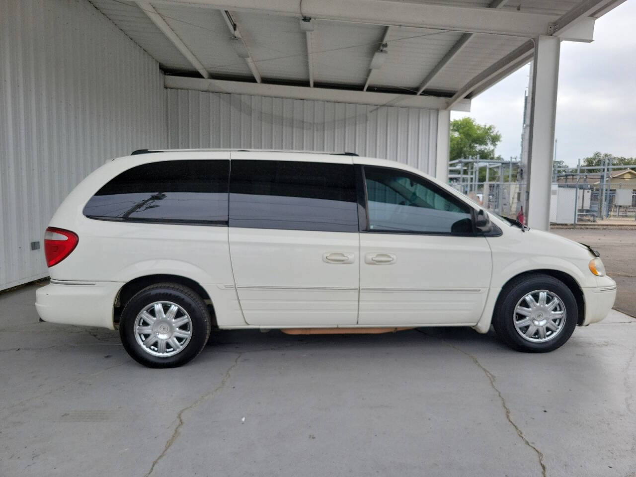 2007 Chrysler Town and Country for sale at Fort City Motors in Fort Smith, AR