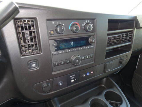 2024 Chevrolet Express 2500