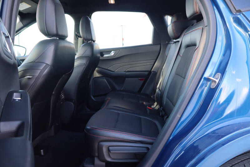 2023 Ford Escape ST-Line Select