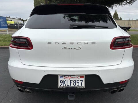 2016 Porsche Macan S