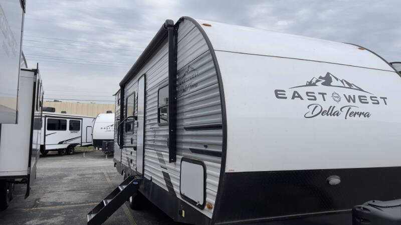 2022 Forest River E-W DELLA TERRA