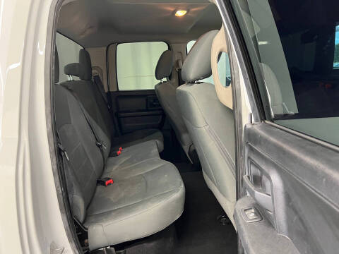 2017 RAM 1500 Express