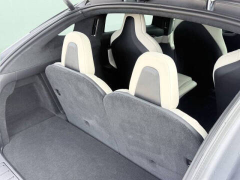 2023 Tesla Model X Plaid