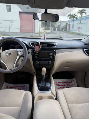 2015 Nissan Rogue SV