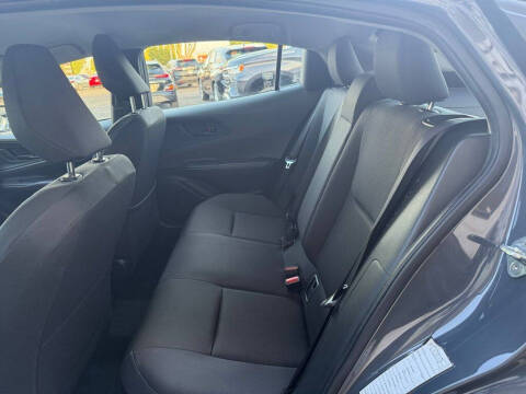 2024 Toyota Prius LE