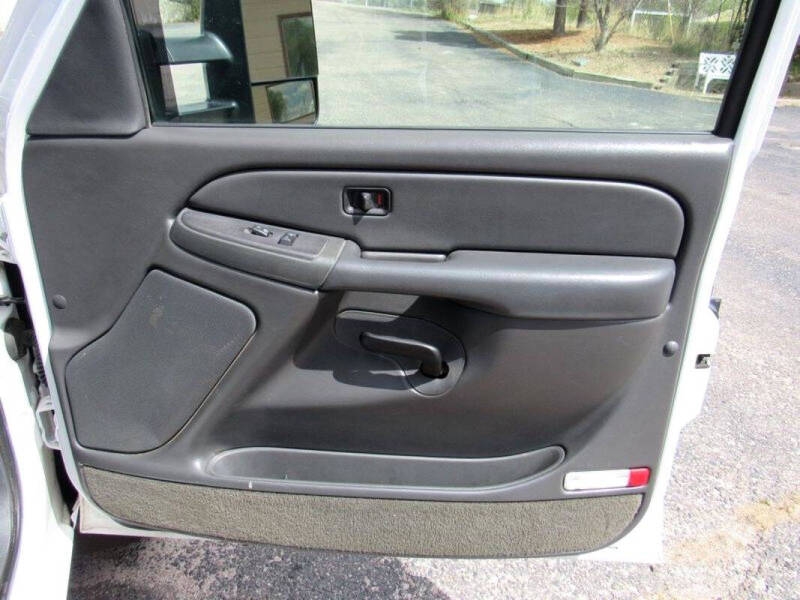 2005 GMC Sierra 2500HD