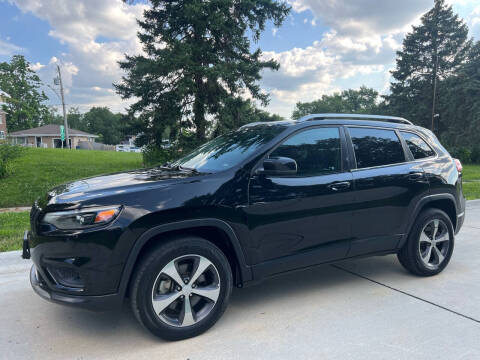 2019 Jeep Cherokee for sale at Elite Motors in Bellevue NE