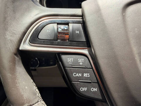 2019 Lincoln Nautilus Reserve