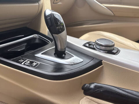 2015 BMW 3 Series 320i xDrive