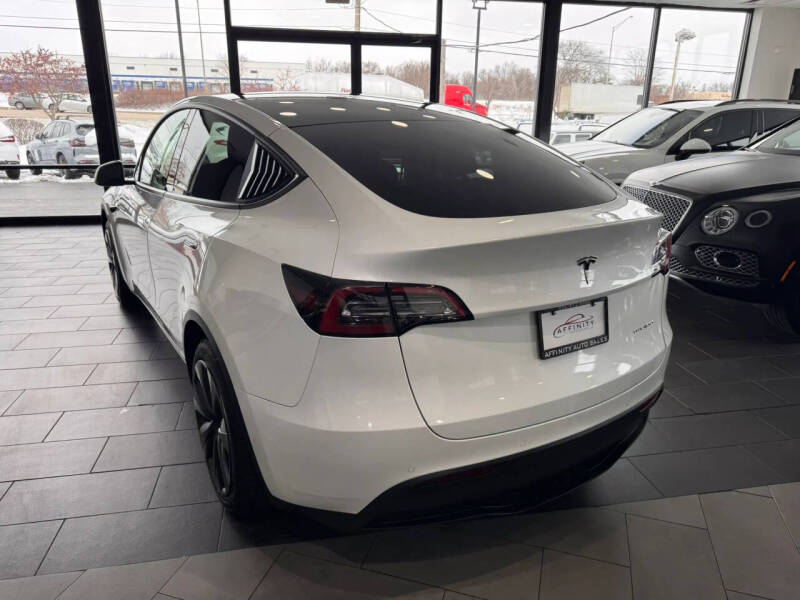 2022 Tesla Model Y Long Range