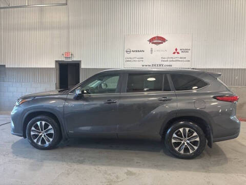 2023 Toyota Highlander Hybrid XLE