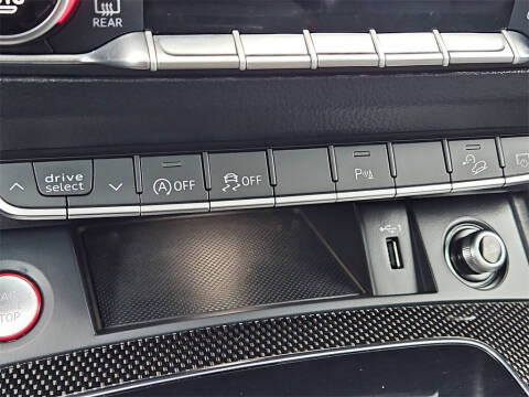 2022 Audi SQ5 Sportback 3.0T quattro Premium Plus