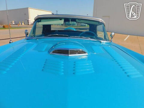 1956 Ford Thunderbird