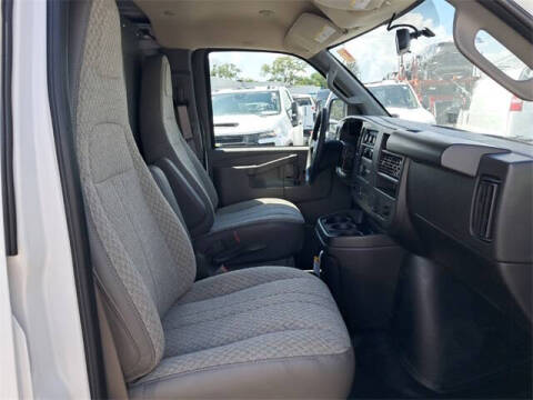 2025 Chevrolet Express 2500