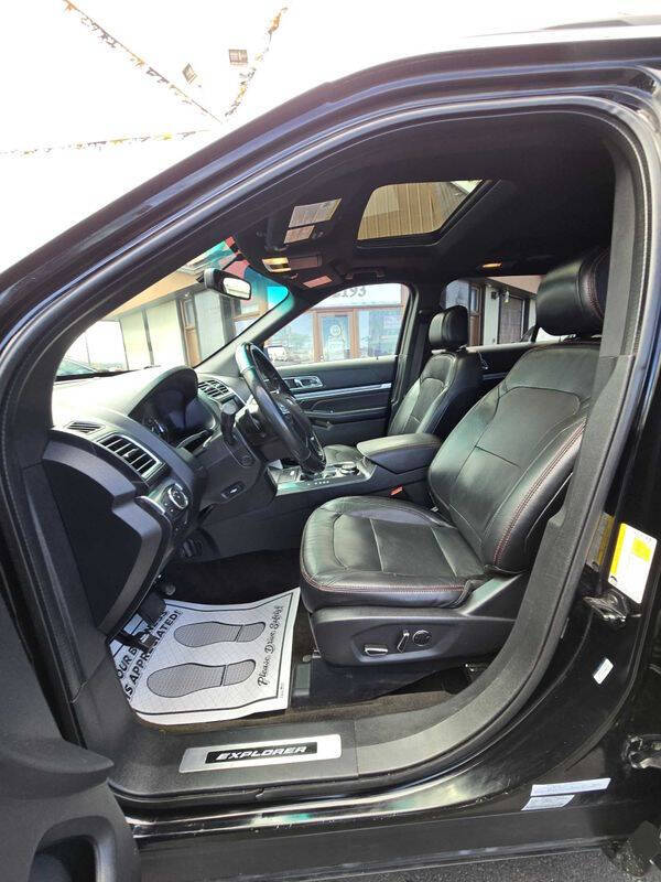 2016 Ford Explorer Sport