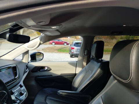 2022 Chrysler Pacifica Touring L