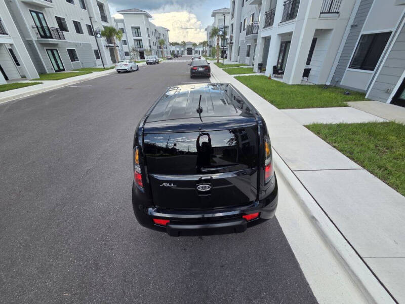 2011 Kia Soul +