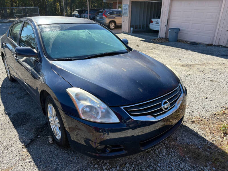 2011 Nissan Altima S photo 1