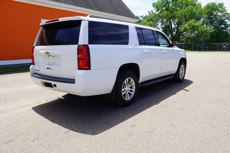 2016 Chevrolet Suburban LS