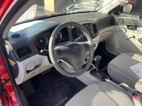 2011 Hyundai Accent GLS