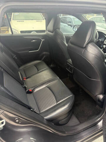 2019 Toyota RAV4 Hybrid XSE