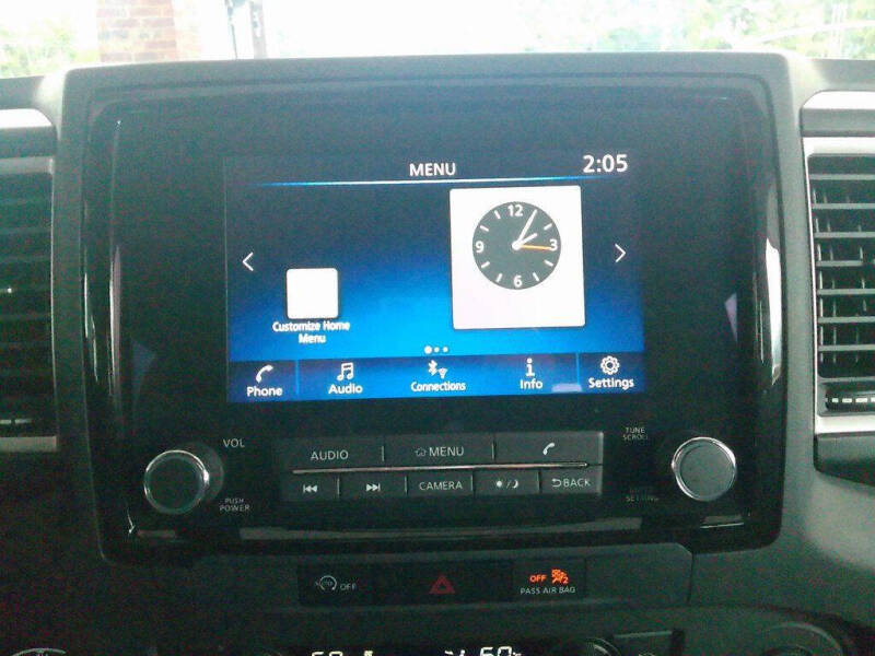 2024 Nissan Frontier SV