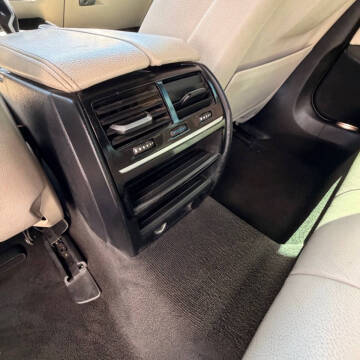 2017 BMW 5 Series 530i