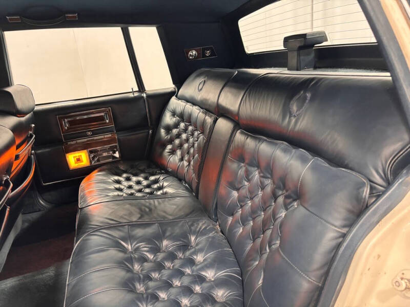 1987 Cadillac Brougham