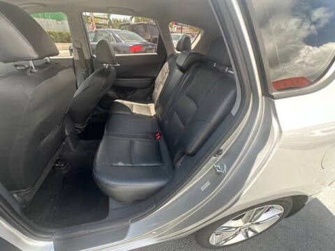 2012 Hyundai Elantra Touring GLS