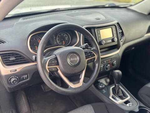 2018 Jeep Cherokee Latitude