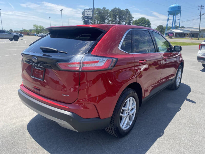 2022 Ford Edge SEL