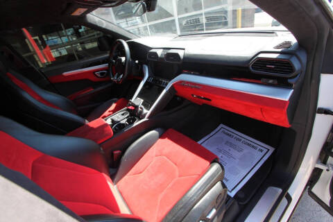 2019 Lamborghini Urus