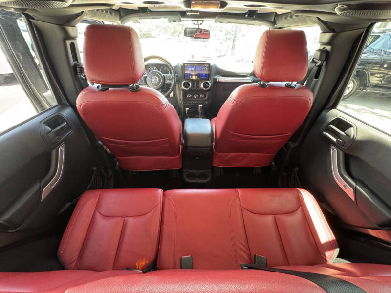 2014 Jeep Wrangler Unlimited Sahara