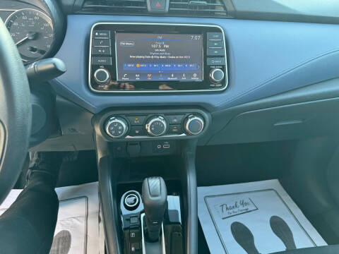 2023 Nissan Versa SV